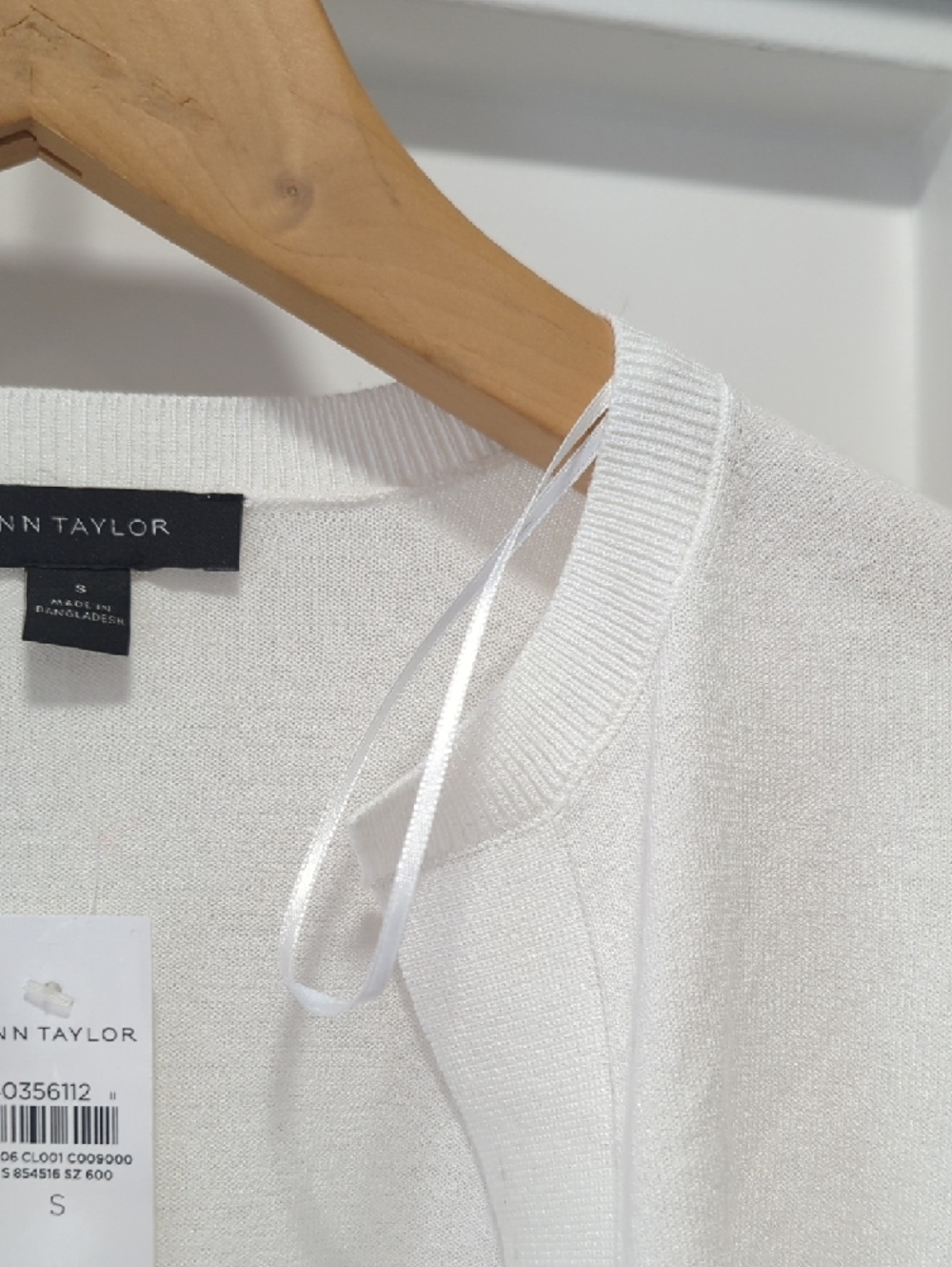 Ann Taylor White Open-Front Knit Cardigan with Crew Neckline Size Small - Picture 10 of 10